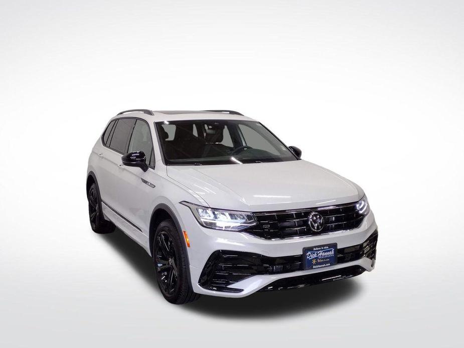 new 2024 Volkswagen Tiguan car, priced at $36,084