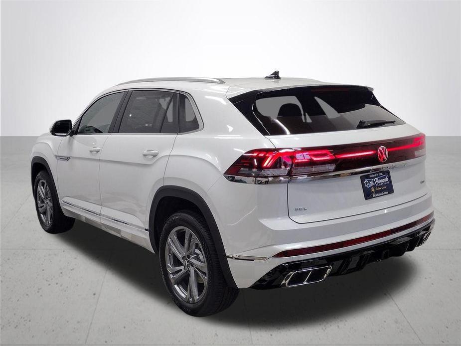 new 2024 Volkswagen Atlas Cross Sport car, priced at $49,851