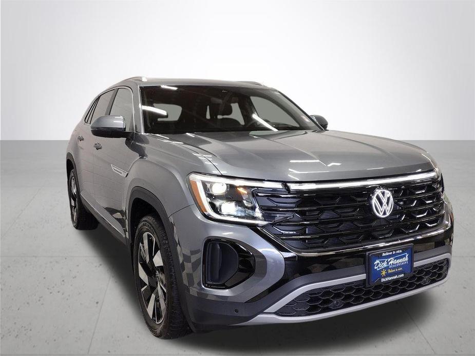 new 2024 Volkswagen Atlas Cross Sport car, priced at $45,591