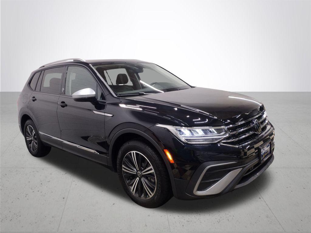 new 2024 Volkswagen Tiguan car, priced at $33,256