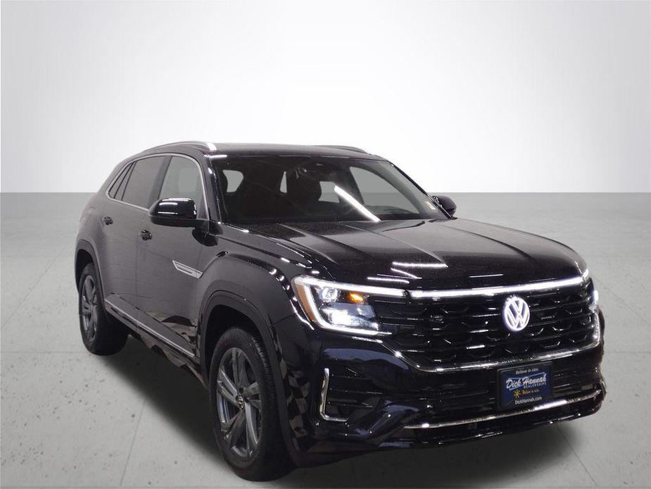 new 2024 Volkswagen Atlas Cross Sport car, priced at $48,551