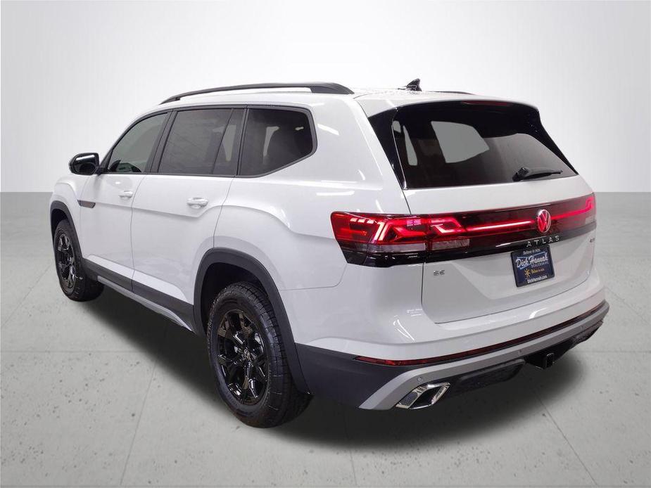 new 2025 Volkswagen Atlas car, priced at $50,046