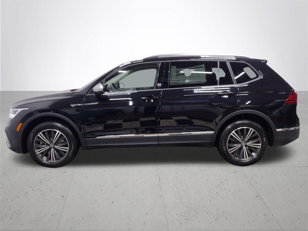 new 2024 Volkswagen Tiguan car, priced at $32,056