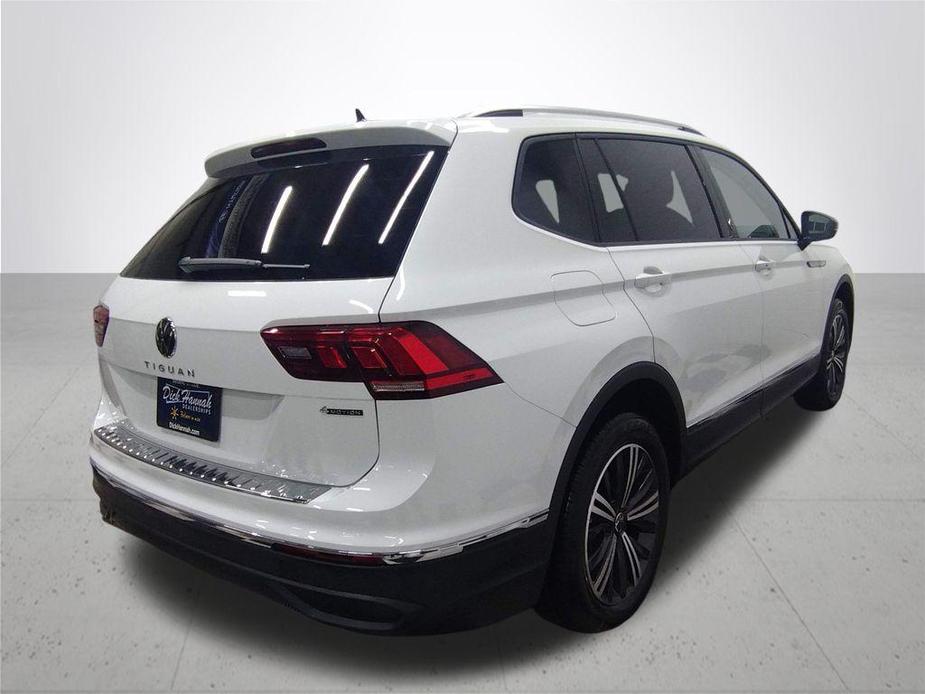 new 2024 Volkswagen Tiguan car, priced at $32,056