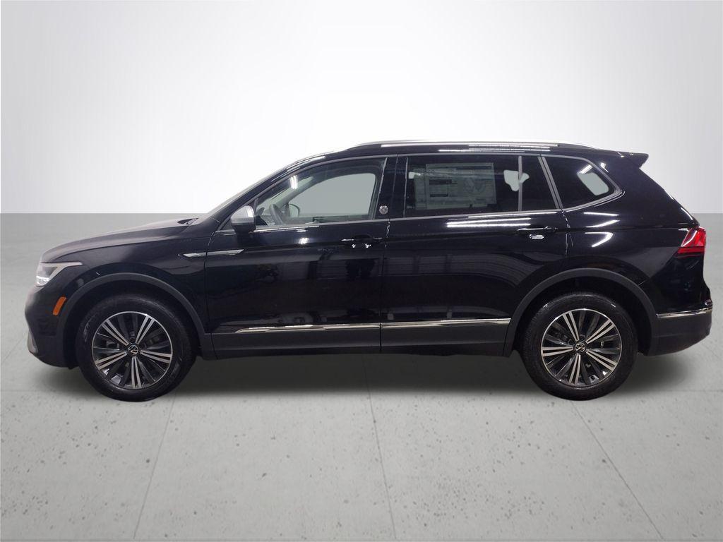 new 2024 Volkswagen Tiguan car, priced at $34,260