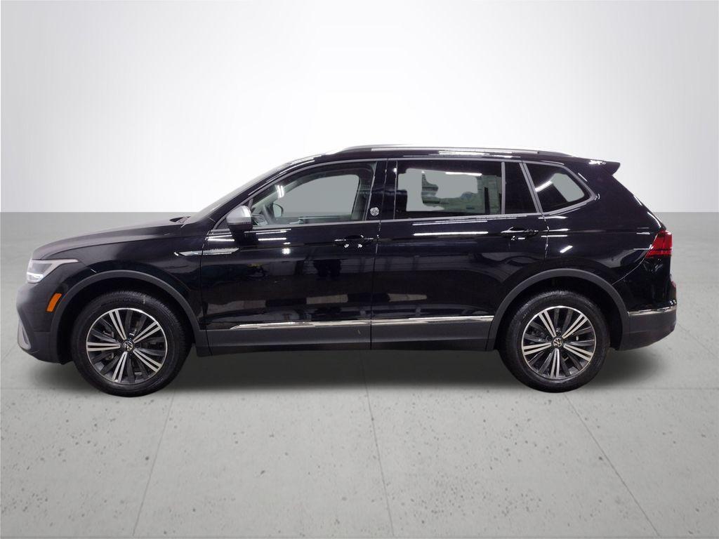 new 2024 Volkswagen Tiguan car, priced at $34,260