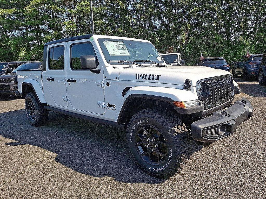 new 2025 Jeep Gladiator car, priced at $47,744