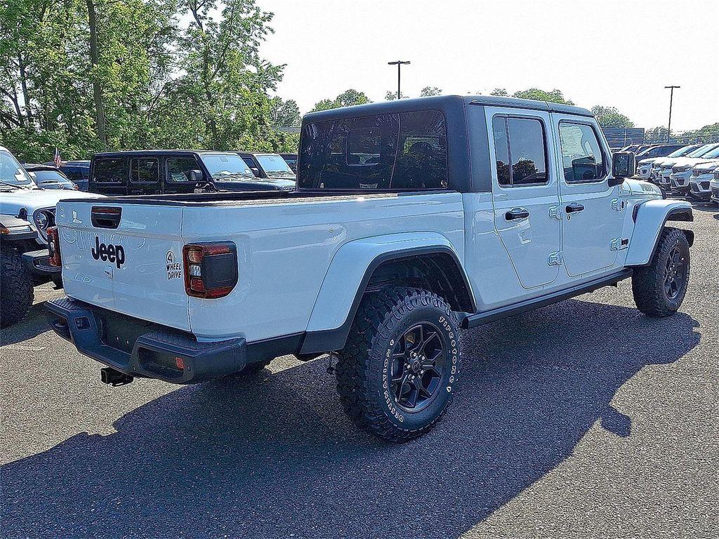 new 2025 Jeep Gladiator car, priced at $47,744