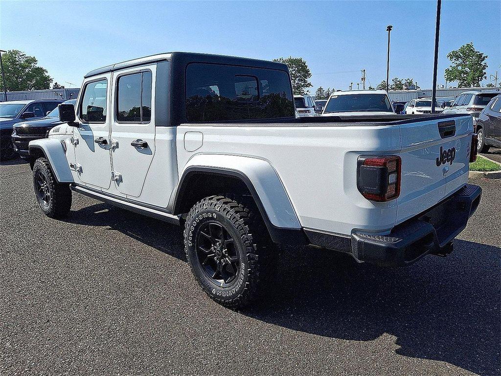 new 2025 Jeep Gladiator car, priced at $47,744