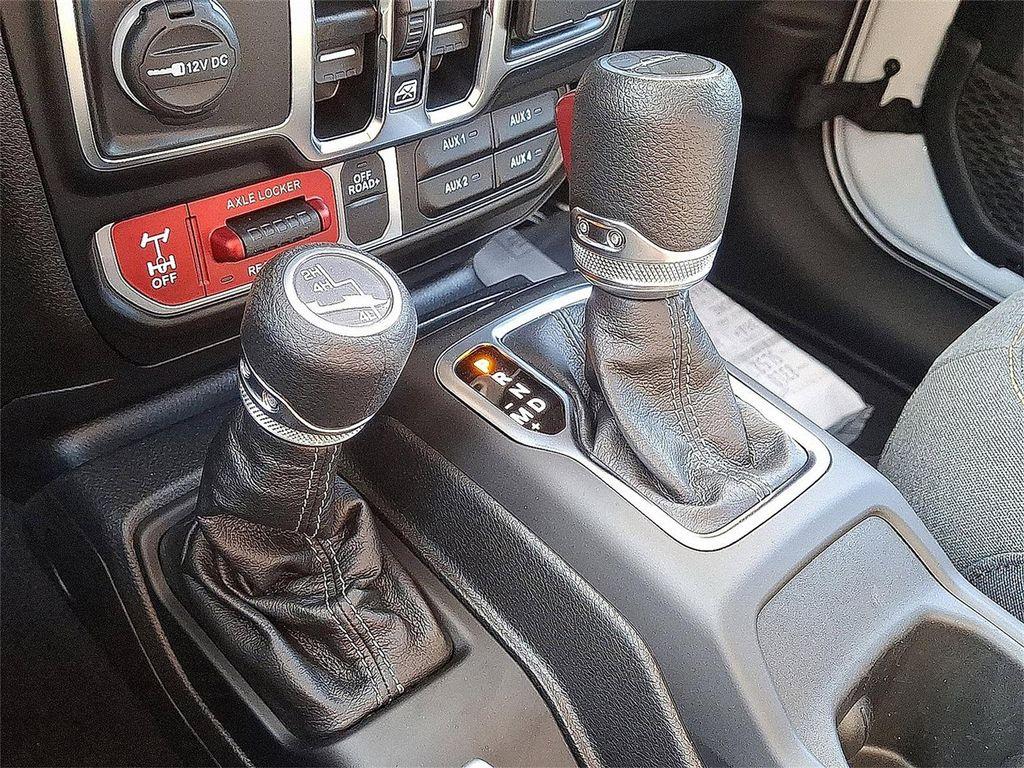 new 2025 Jeep Gladiator car, priced at $47,744
