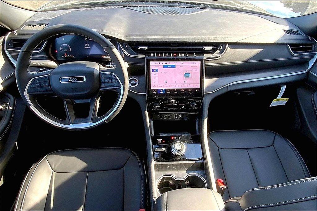 new 2025 Jeep Grand Cherokee L car, priced at $45,104