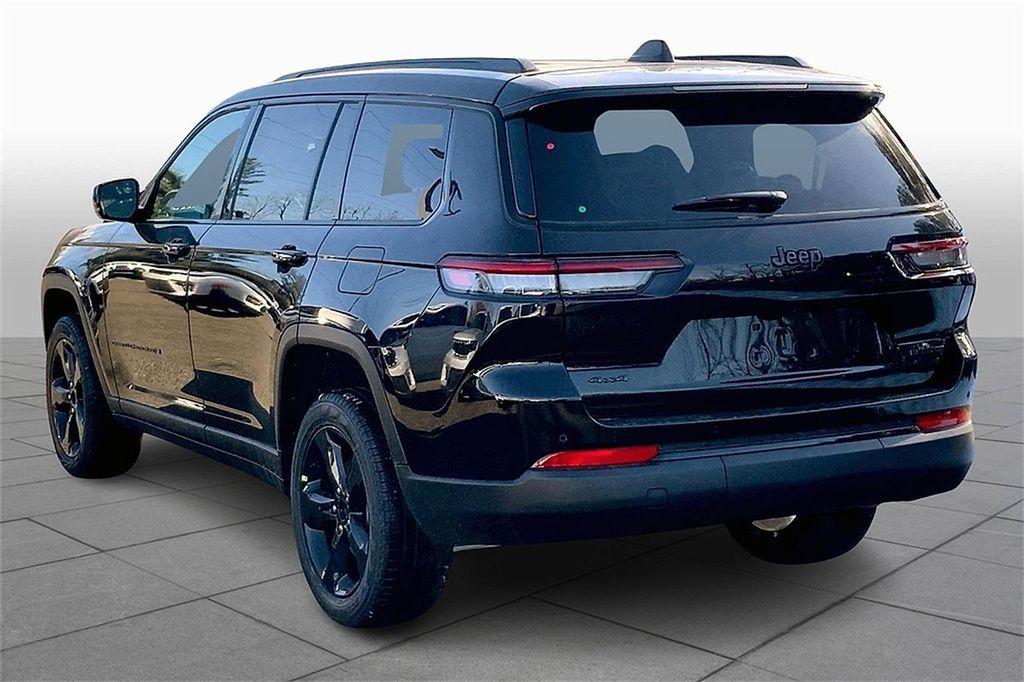 new 2025 Jeep Grand Cherokee L car, priced at $45,104