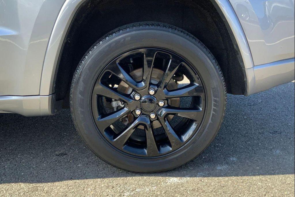 used 2020 Jeep Grand Cherokee car, priced at $24,990