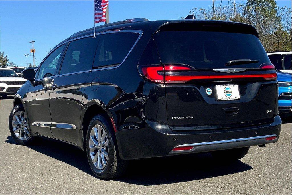 used 2021 Chrysler Pacifica car, priced at $31,990