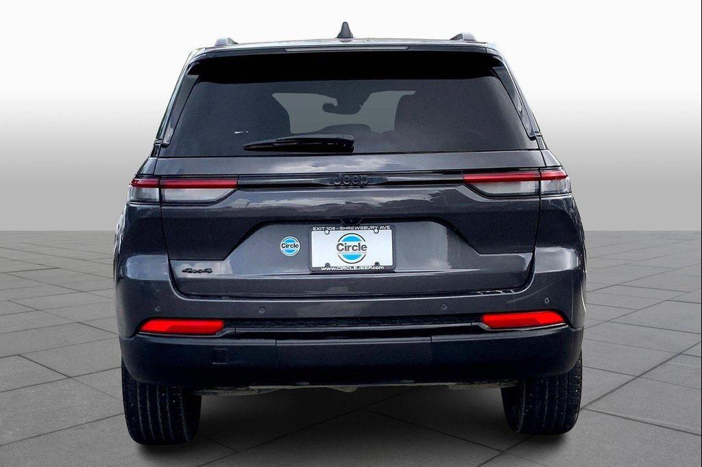 used 2023 Jeep Grand Cherokee car, priced at $33,490