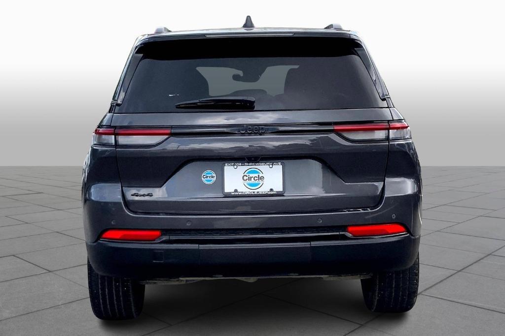 used 2023 Jeep Grand Cherokee car, priced at $34,490