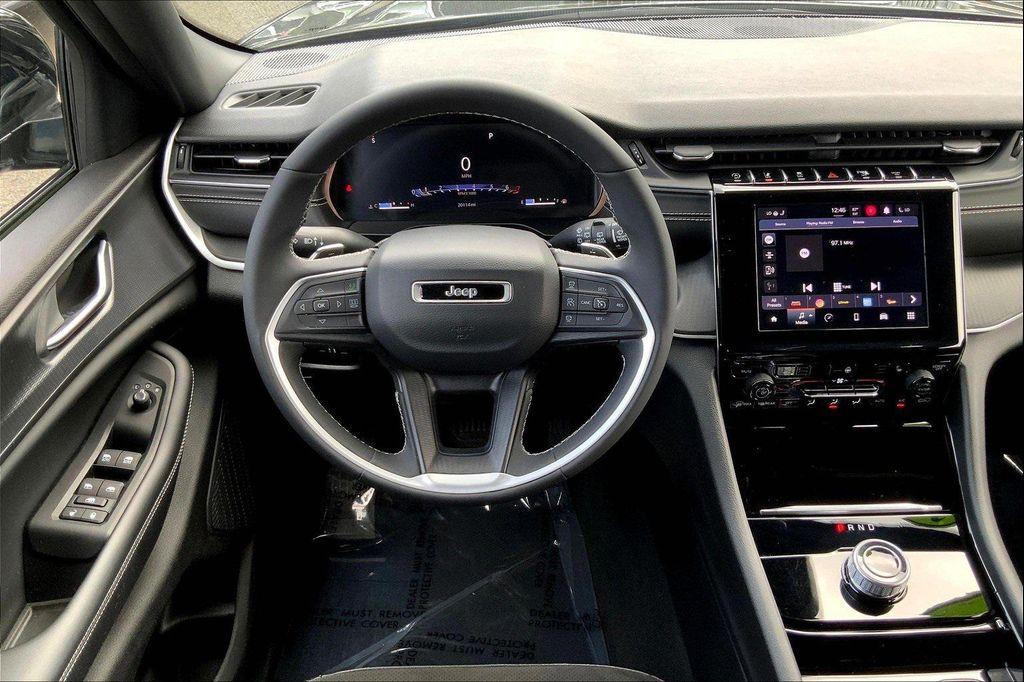 used 2023 Jeep Grand Cherokee car, priced at $33,490