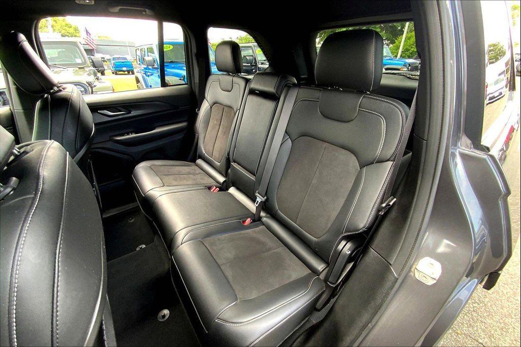 used 2023 Jeep Grand Cherokee car, priced at $33,490
