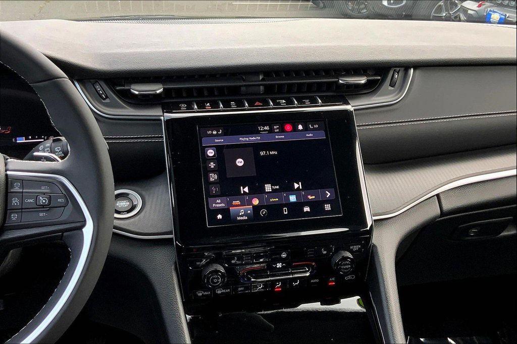 used 2023 Jeep Grand Cherokee car, priced at $33,490