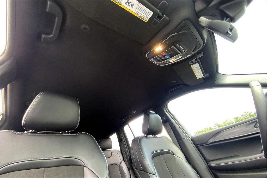 used 2023 Jeep Grand Cherokee car, priced at $33,490