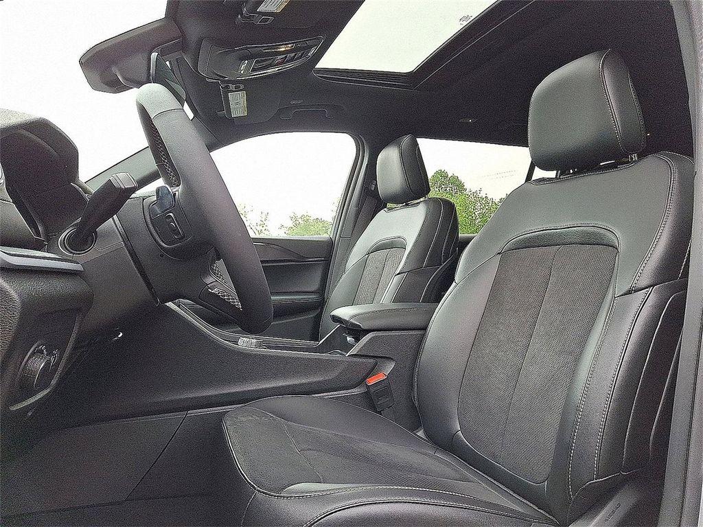 new 2025 Jeep Grand Cherokee L car, priced at $44,665