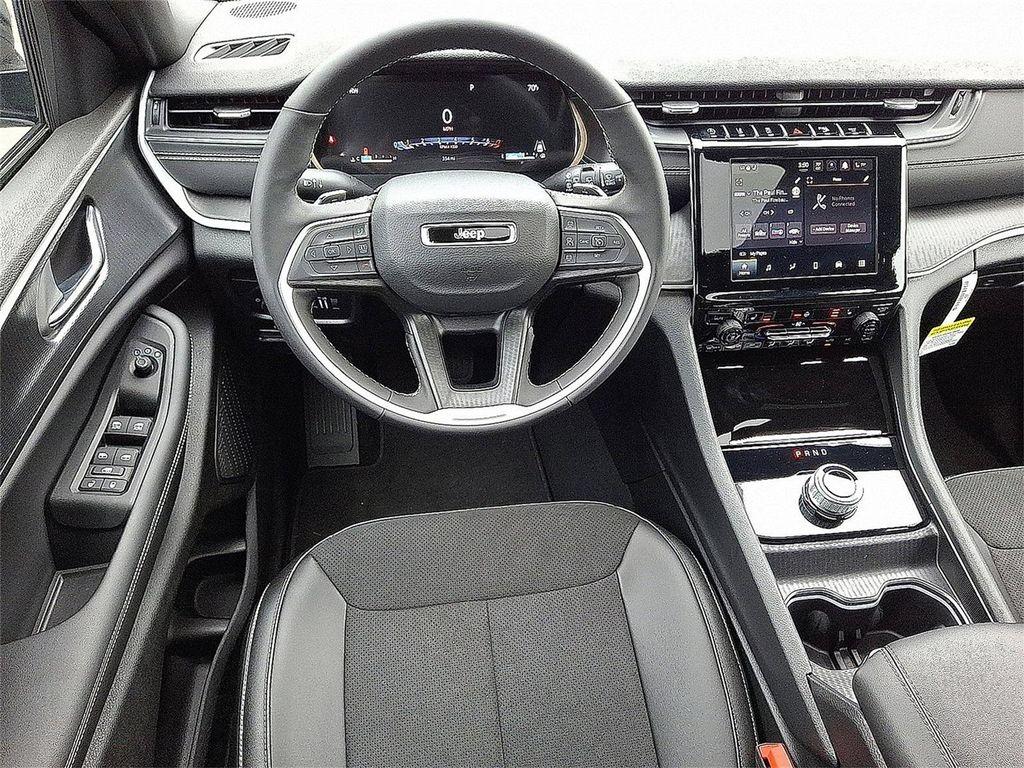 new 2025 Jeep Grand Cherokee L car, priced at $44,665