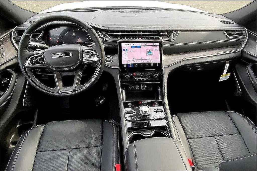 new 2025 Jeep Grand Cherokee car, priced at $60,257