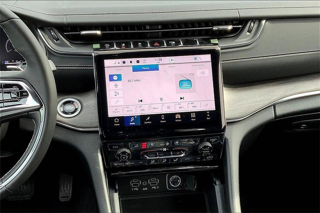 new 2025 Jeep Grand Cherokee car, priced at $60,257