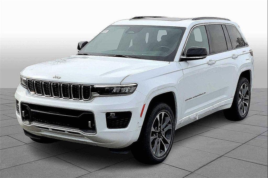 new 2025 Jeep Grand Cherokee car, priced at $60,257