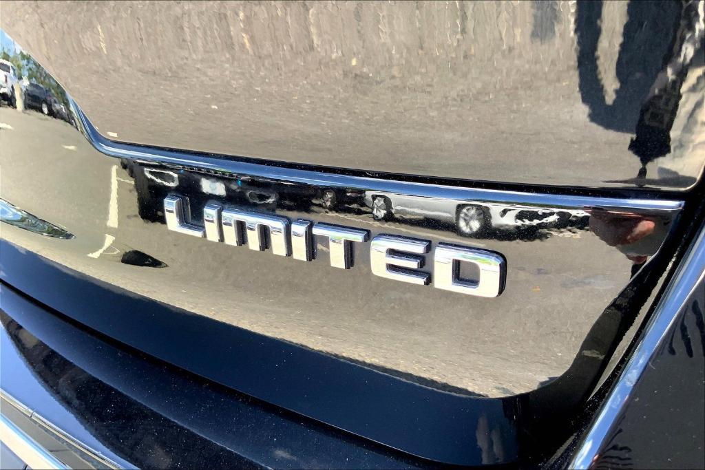 used 2022 Jeep Grand Cherokee L car, priced at $30,790