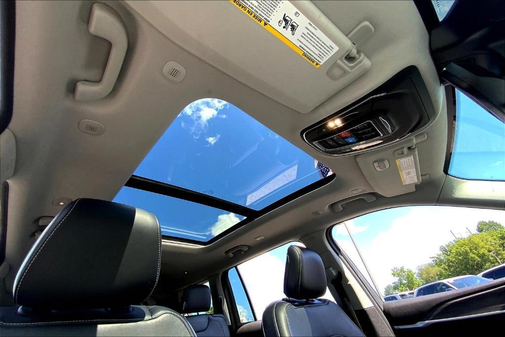 used 2022 Jeep Grand Cherokee L car, priced at $30,790