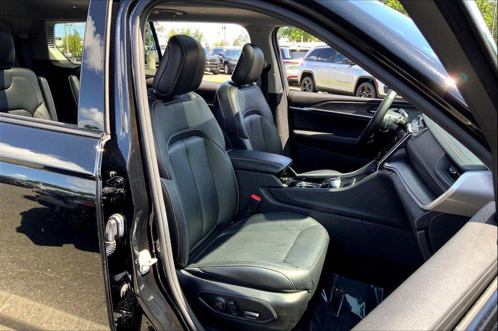 used 2022 Jeep Grand Cherokee L car, priced at $29,490