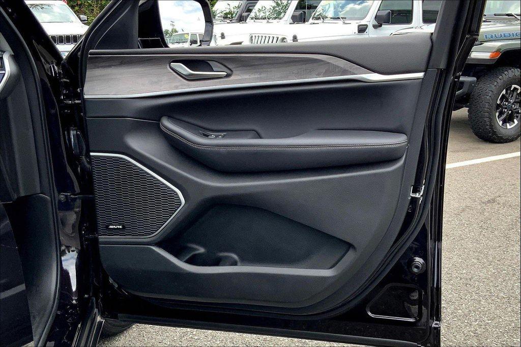 used 2022 Jeep Grand Cherokee 4xe car, priced at $34,990
