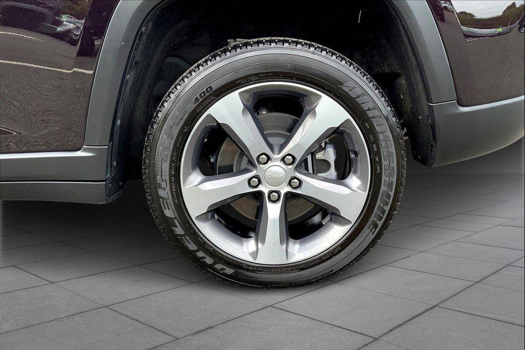 used 2022 Jeep Grand Cherokee 4xe car, priced at $34,990