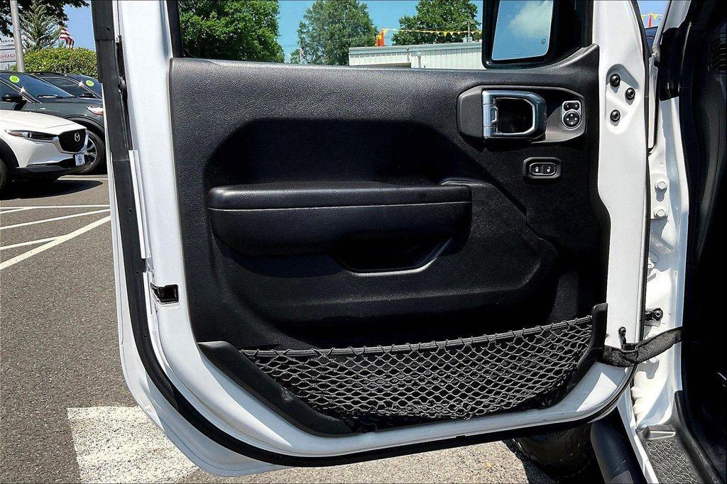 used 2021 Jeep Gladiator car, priced at $25,490
