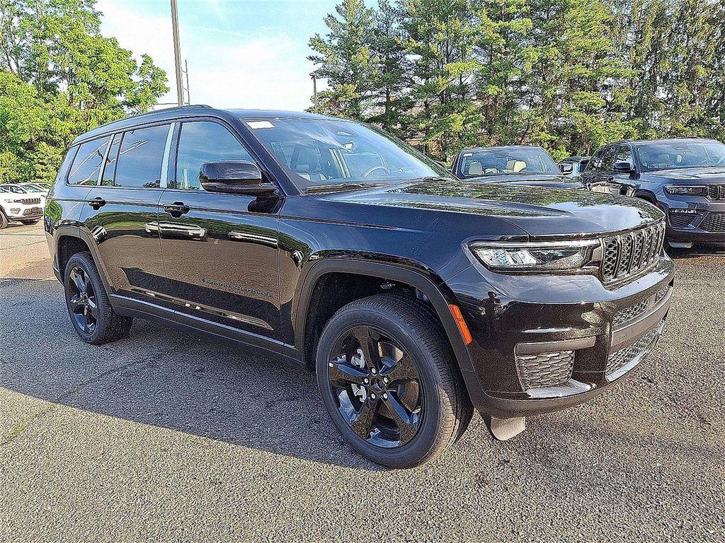 new 2025 Jeep Grand Cherokee L car, priced at $46,364