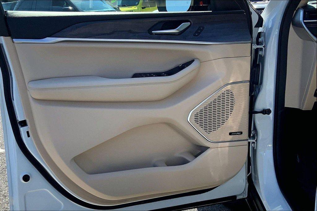 used 2021 Jeep Grand Cherokee L car, priced at $30,790