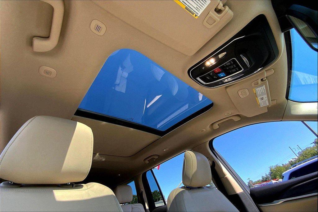 used 2021 Jeep Grand Cherokee L car, priced at $30,790