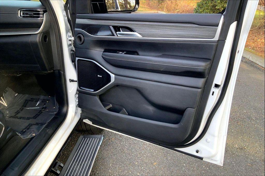 used 2023 Jeep Wagoneer L car, priced at $45,990