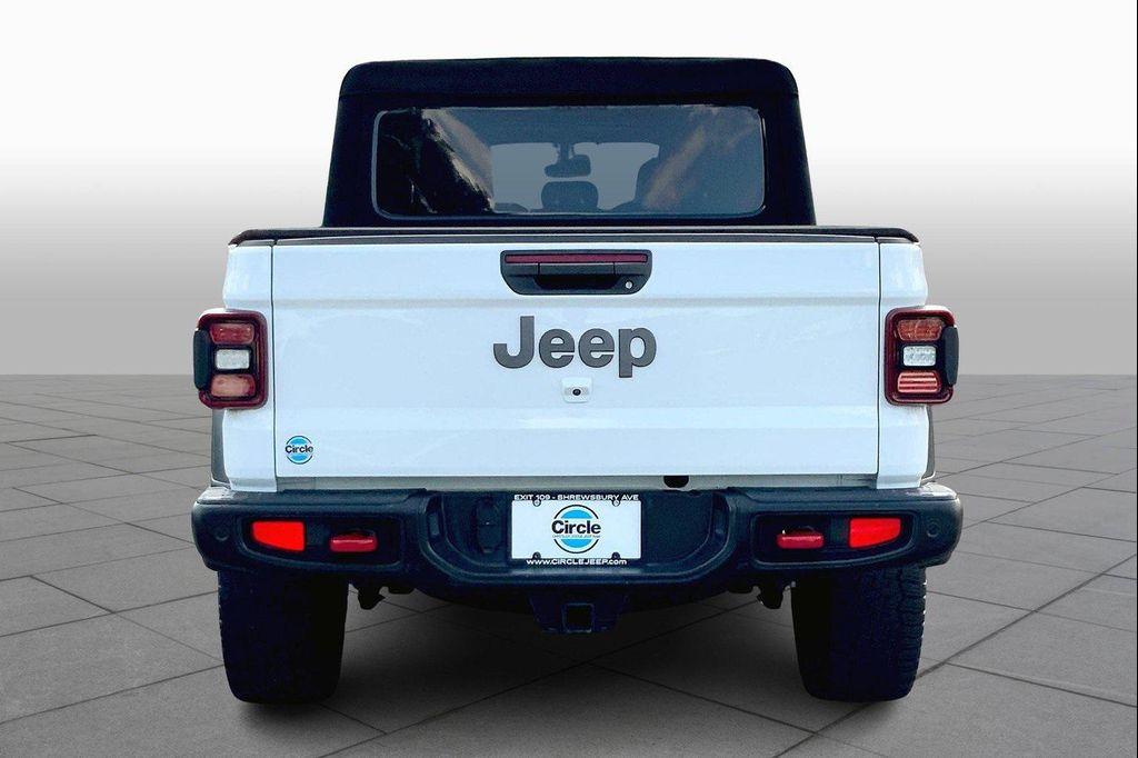used 2021 Jeep Gladiator car, priced at $34,490