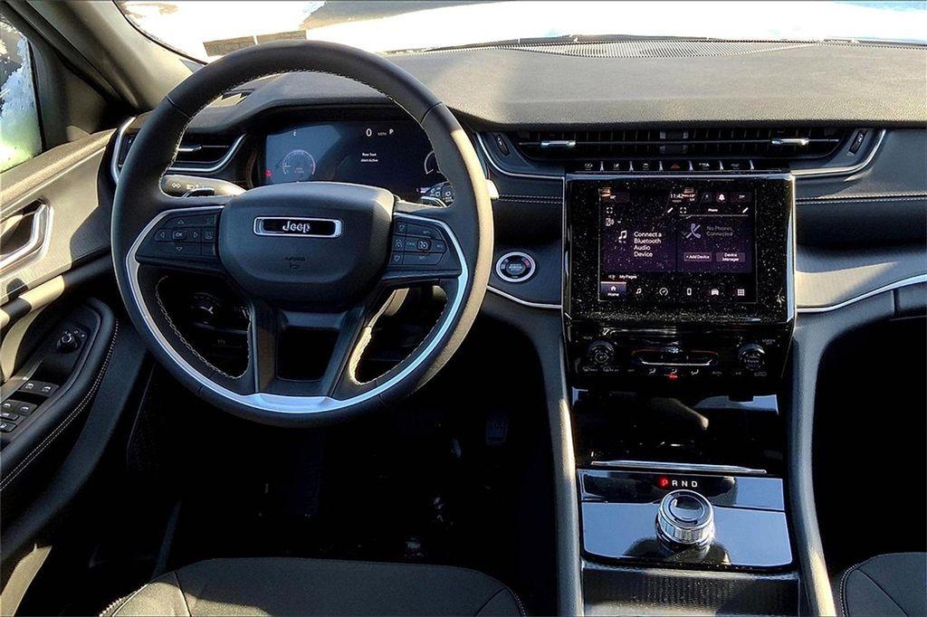 new 2024 Jeep Grand Cherokee car, priced at $41,830