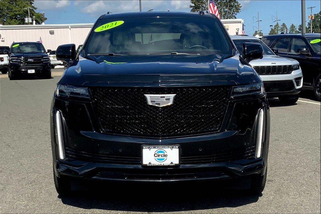 used 2021 Cadillac Escalade ESV car, priced at $63,990