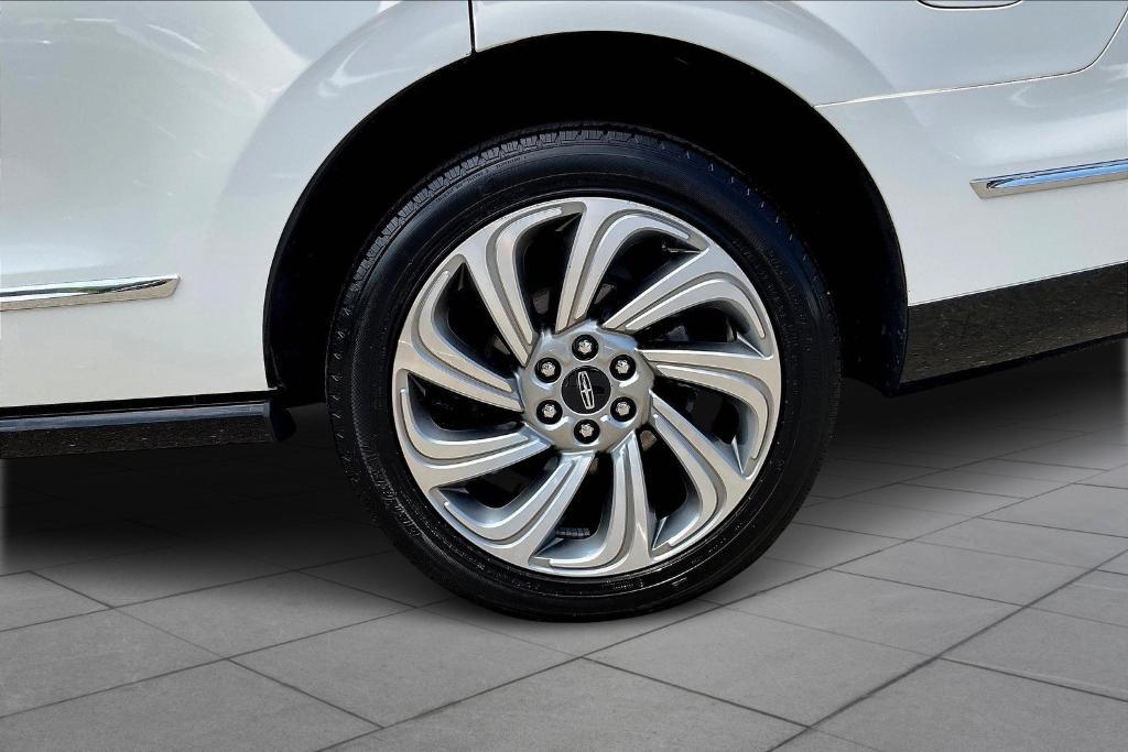used 2022 Lincoln Navigator car, priced at $63,990