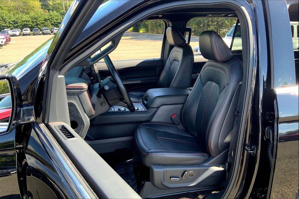 used 2022 Ford Expedition car, priced at $51,990