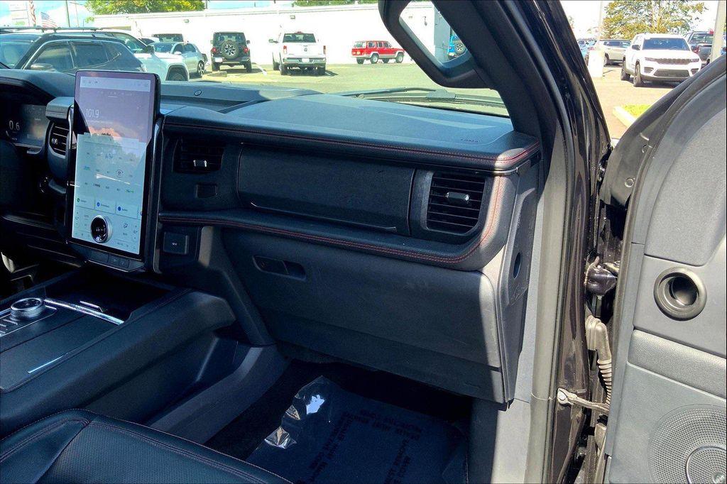 used 2022 Ford Expedition car, priced at $51,990