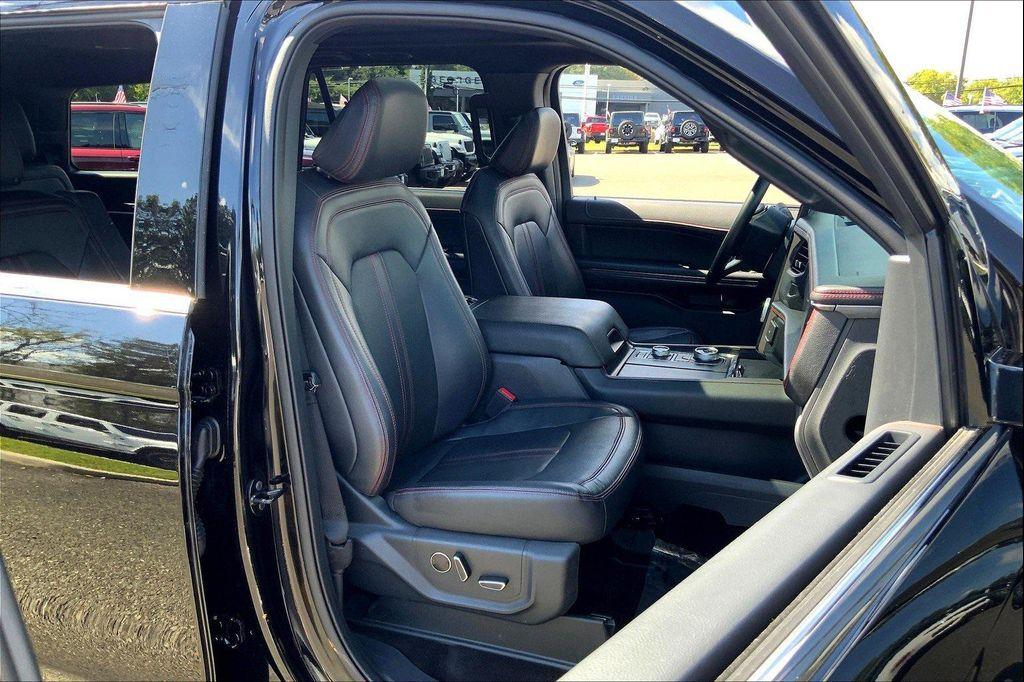 used 2022 Ford Expedition car, priced at $51,990