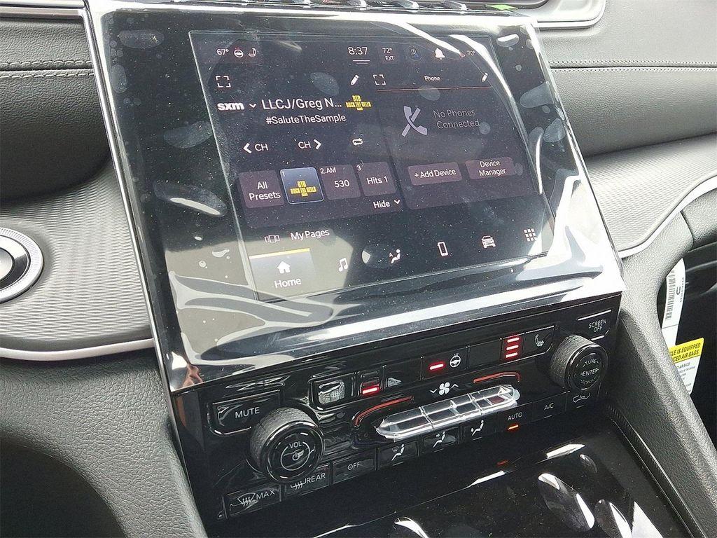 new 2025 Jeep Grand Cherokee car, priced at $44,158