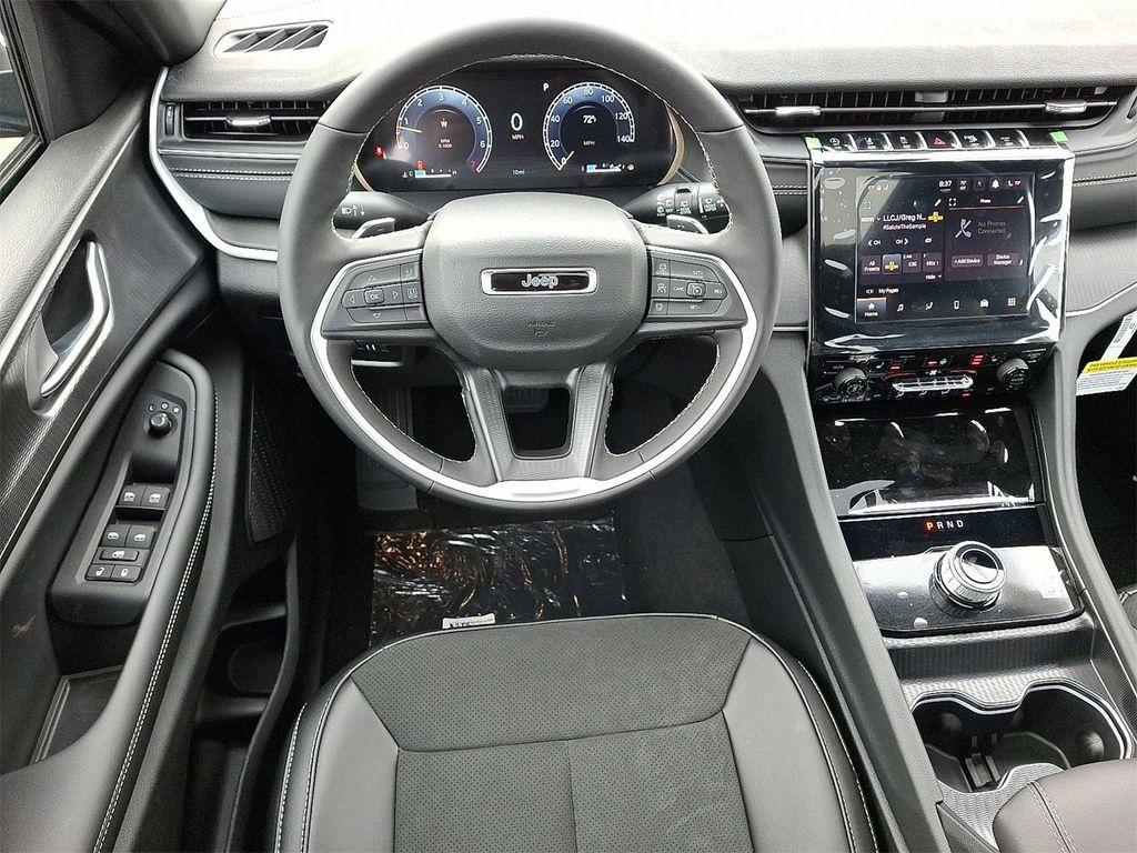 new 2025 Jeep Grand Cherokee car, priced at $44,158