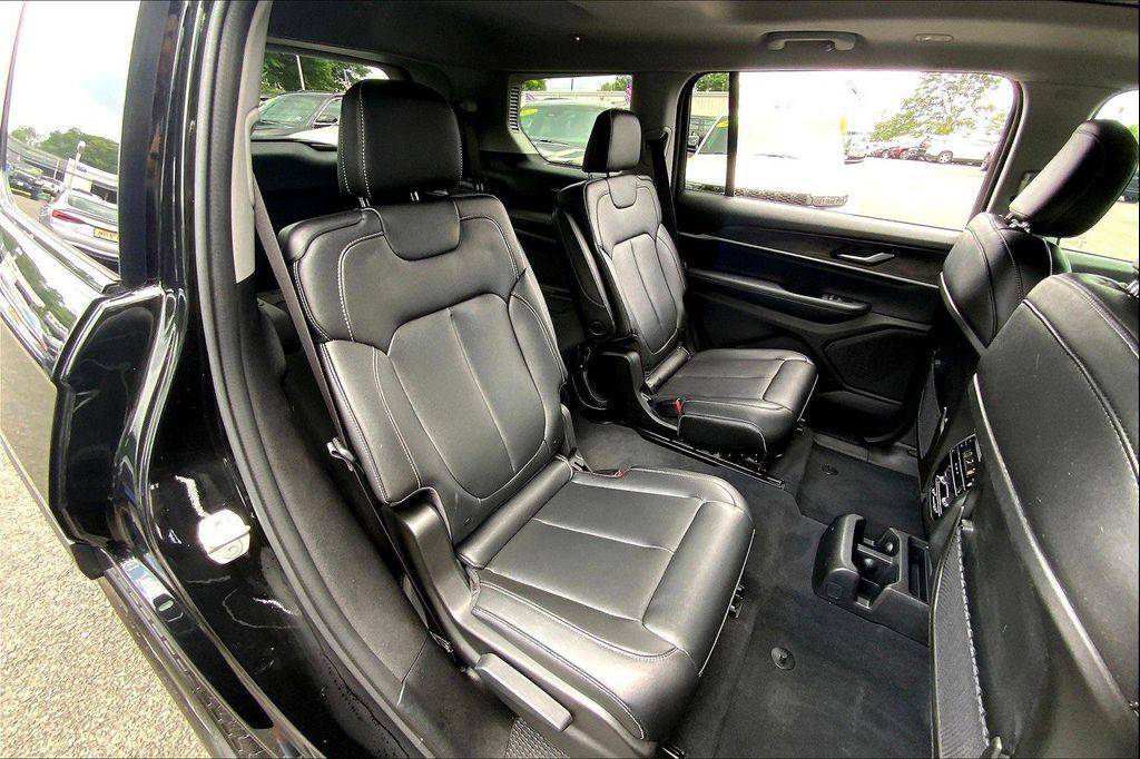 used 2024 Jeep Grand Cherokee L car, priced at $39,490