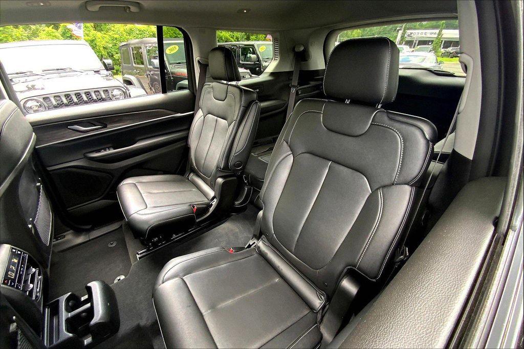 used 2024 Jeep Grand Cherokee L car, priced at $39,490